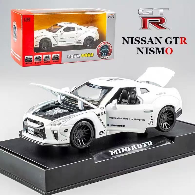 JYCM - 1:32 Alloy Car model - GTR (Black/Blue)