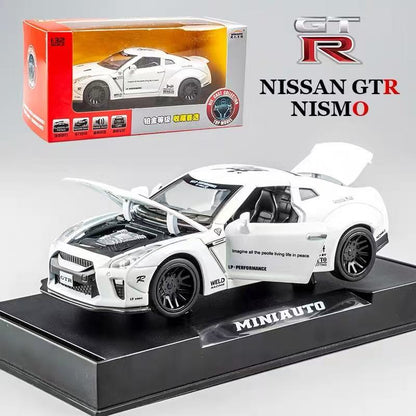 JYCM - 1:32 Alloy Car model - GTR (Black/Blue)